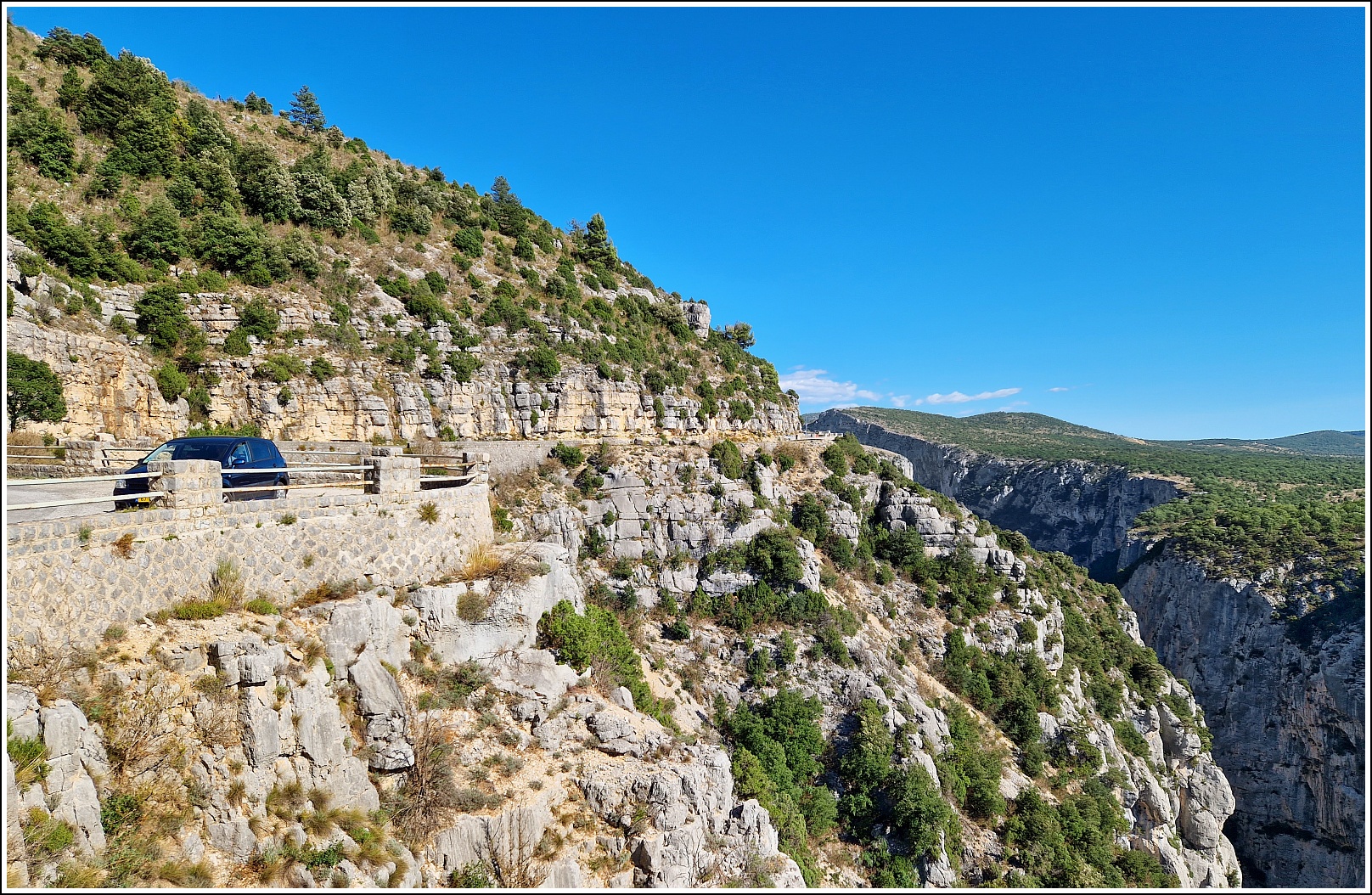 На машине вокруг Франции (2024)