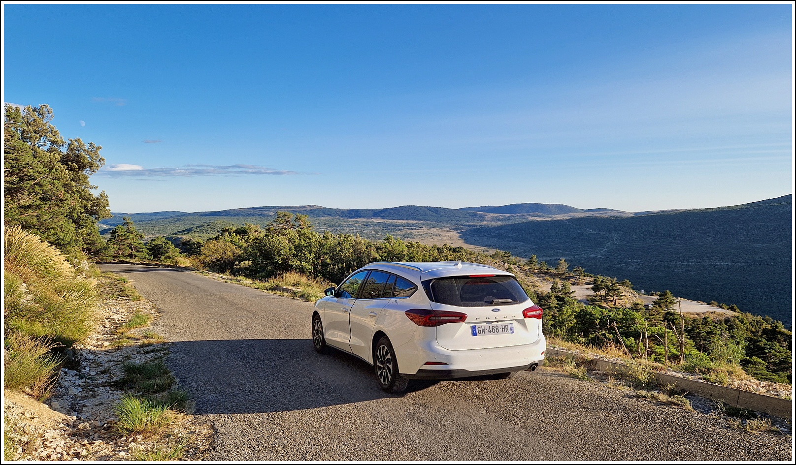 На машине вокруг Франции (2024)