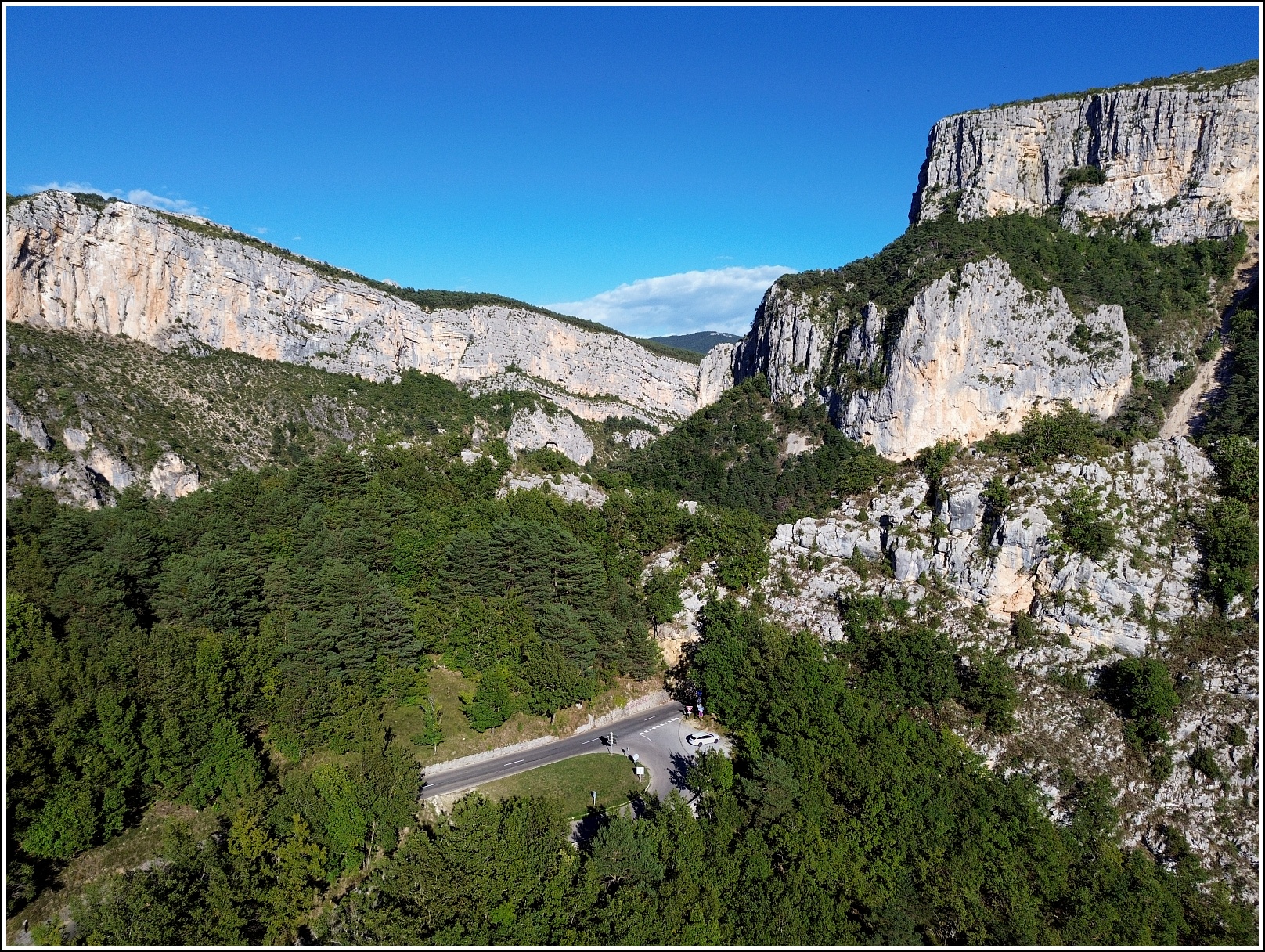 На машине вокруг Франции (2024)