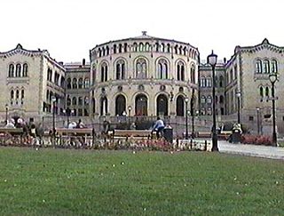 Здание стортинга - норвежского парламента