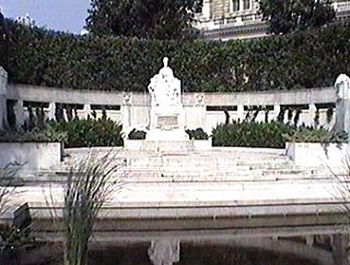 Памятник императрице Элизабет (она же Сиси)