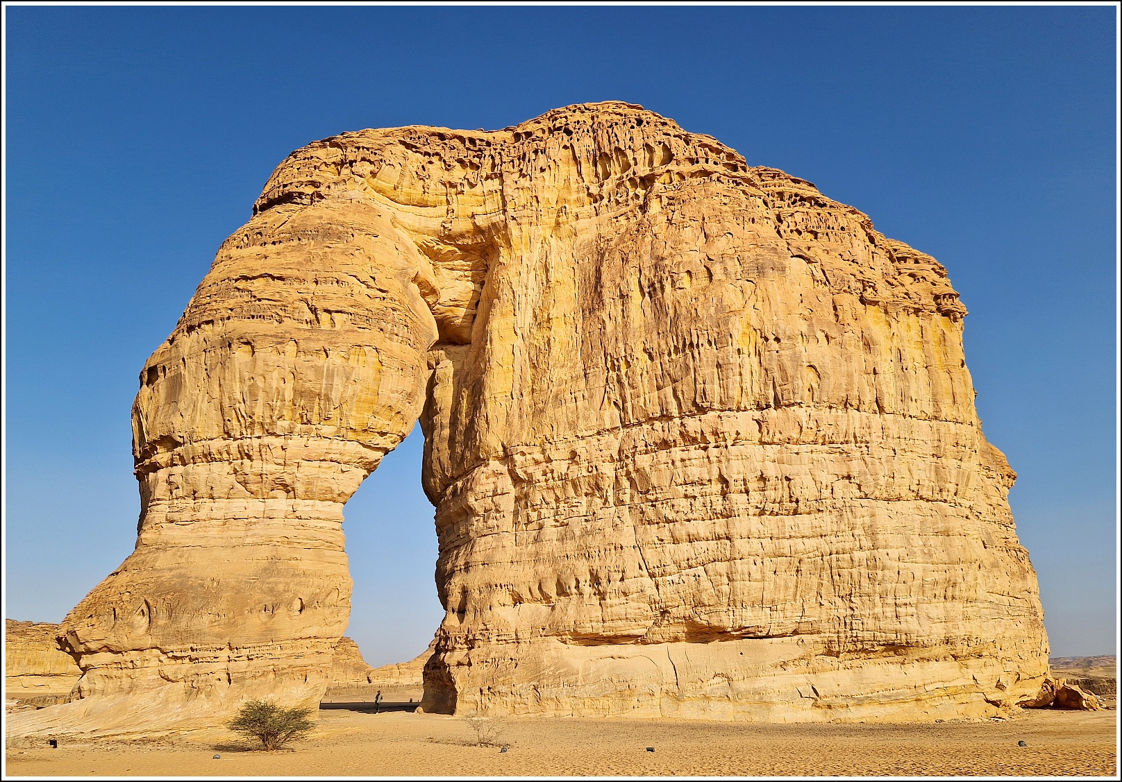 Саудовская Аравия - самолетом, поездом, машиной Саудовская Аравия - самолетом, поездом, машиной