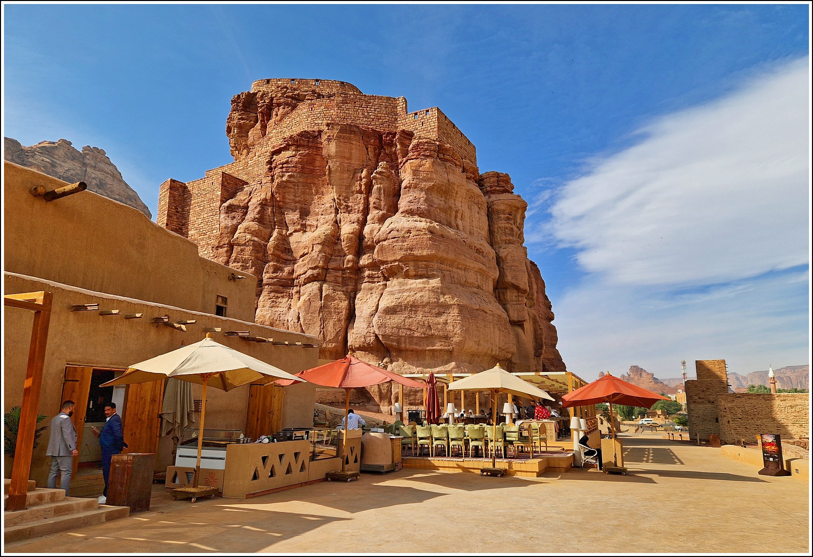Саудовская Аравия - самолетом, поездом, машиной Саудовская Аравия - самолетом, поездом, машиной