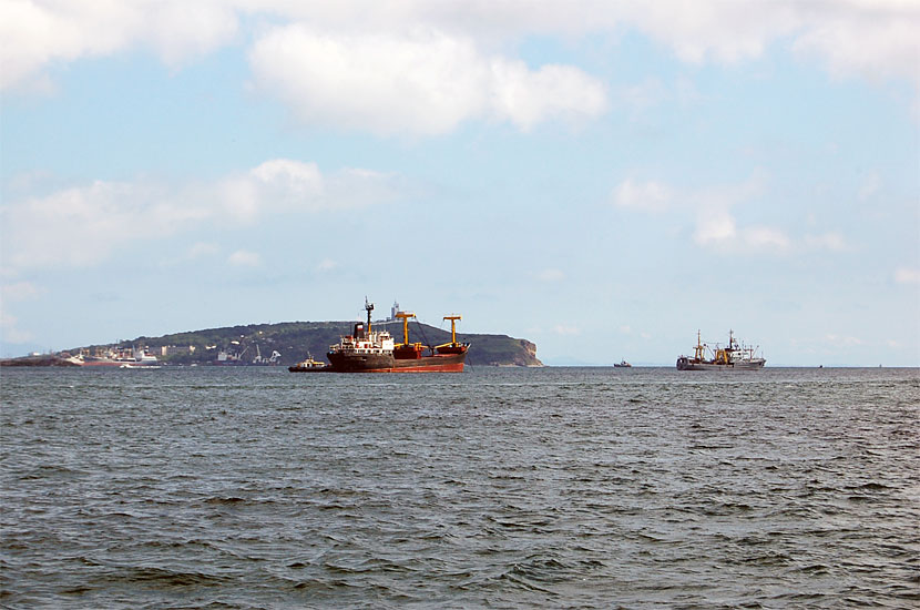 The strait of Eastern Bosphorus between Vladivostok and the Russky island
